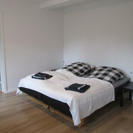 Hos Tina Bed & Breakfast รอสกิลด์ ภายนอก รูปภาพ