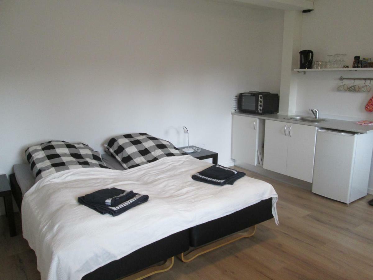 Hos Tina Bed & Breakfast รอสกิลด์ ภายนอก รูปภาพ